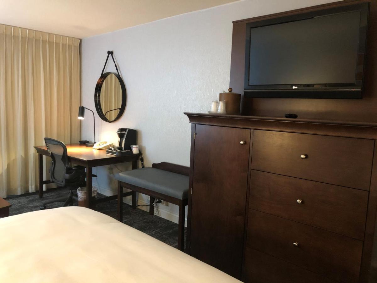 מלון Crowne Plaza Chicago-Northbrook By Ihg מראה חיצוני תמונה